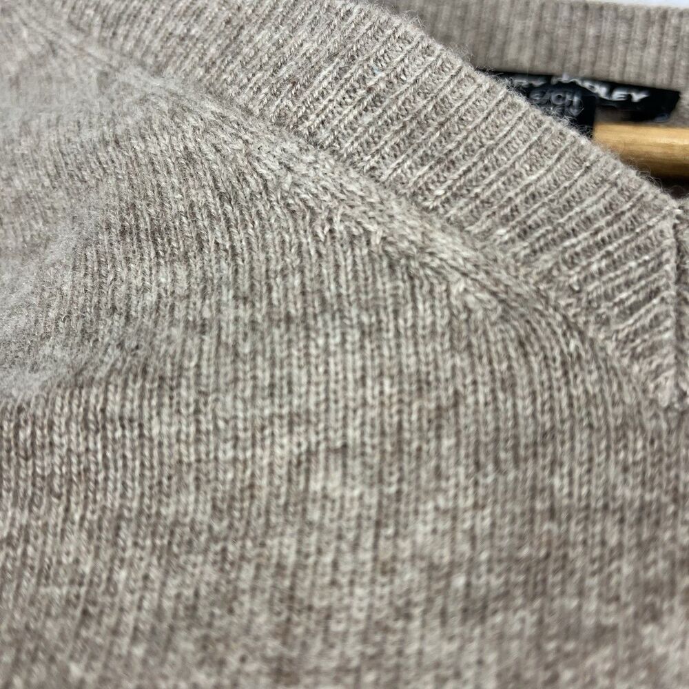 Hilary Radley 100% Cashmere Sweater Women Small Beige V Neck Luxury Soft - Picture 12 of 13